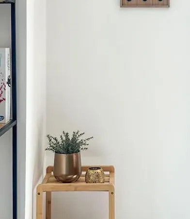 Proche De Pairi Daiza *