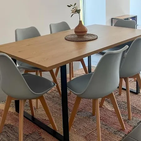 Proche De Pairi Daiza شقة *