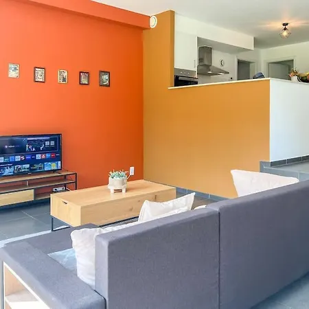 Apartment Proche De Pairi Daiza
