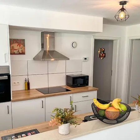 Apartment Proche De Pairi Daiza Brugelette