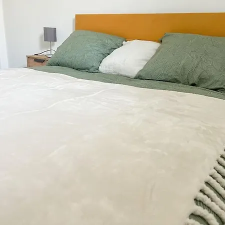 Apartment Proche De Pairi Daiza Brugelette